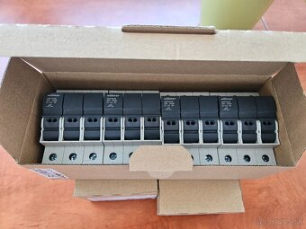 3 pólový poistkový odpínač Wöhner 10x38 - 4