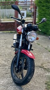 Honda VTR 250 - 4