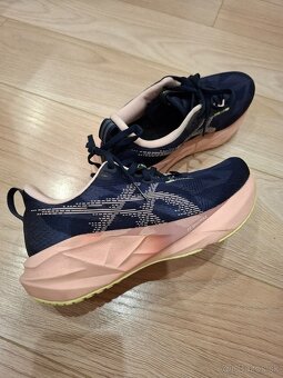 Asics novablast 5 - 4