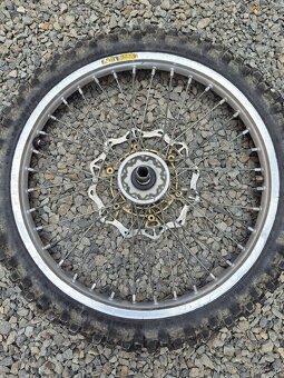 Suzuki rmz kolesá - 4