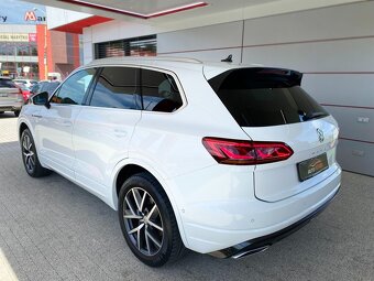 Volkswagen Touareg 3.0TDi 170kW 4Motion AT/8 R-Line - 4