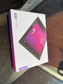 Lenovo tab m10 HD - 4
