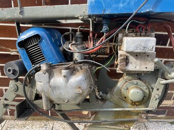 motor z Tatran 125 - 4
