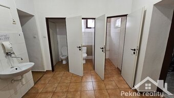 Prenájom prízemného priestoru na námestí SNP vo Zvolene - 4