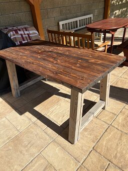 Predám drevený stôl - 4