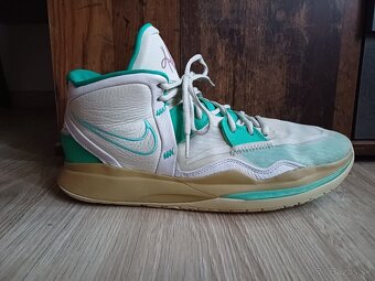 Kyrie Infinity (basketbalova obuv veľkosť 45) - 4