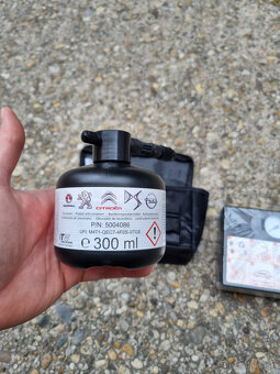 Autokompresor 12V + opravná sada - 4
