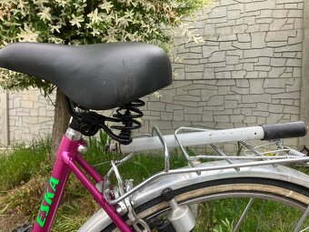 Retro krásny bicykel - 4