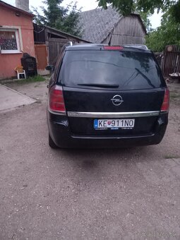 Zafira - 4