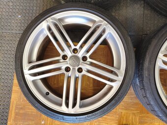 R19 235/35 Audi - 4