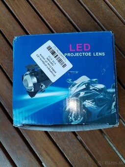 Prídavné led svetlá na motorku - 4