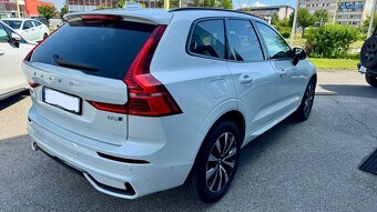 Predam Volvo XC60 B5 ‘23 Dark Plus so zarukou do 12/2027 - 4