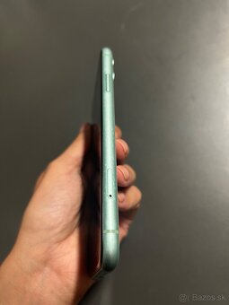 Predám iPhone 11 Lime Green – na súčiastky - 4