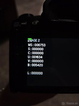 Olympus OMD EM 1 MK III + grip - 4