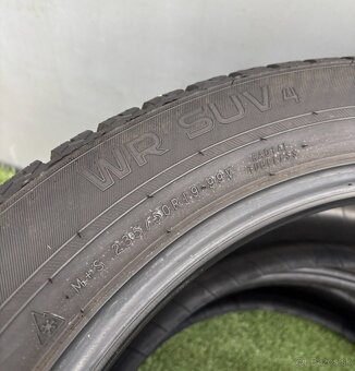Zimní pneumatiky Nokian WR SUV4 235/50/19 - 4