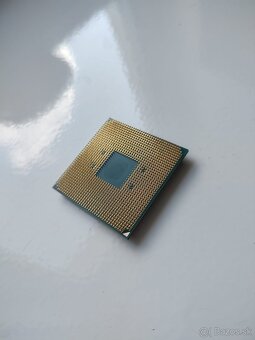 Ryzen 5 1600 - 4