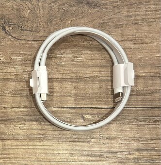 Apple AirPods Pro 2 - 4