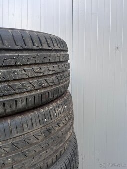 225/55r17 - 4