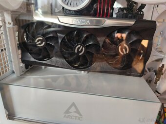 Grafická karta RTX - 4