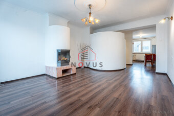 Na predaj rodinný dom v Nemšovej, 252m2, garáž - 4