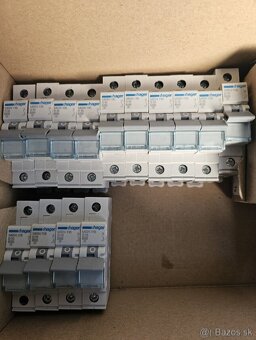 Elektroinštalačný materiál/ elektromateriál - 4