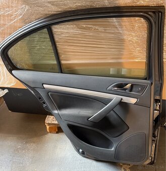 Lave zadne dvere Octavia 2Fl - 4