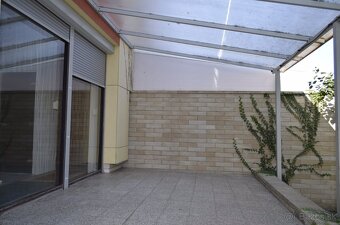 na predaj dvojgeneračný 7i rodinný dom v tichej lokalite - 4