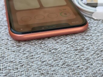 Apple Iphone Xr 64Gb Coral - Funkčný, pekný stav - 4