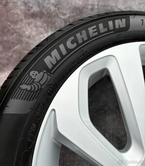 Originální Alu kola 4x100 Toyota Aygo 175/65/17 DOT22 - 4