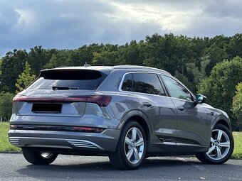 Audi E-tron 50 quattro launch edition 230kW 313PS PANORÁMA - 4