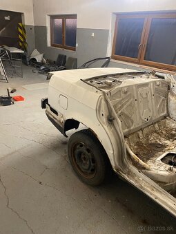 Darujem za odvoz bmw e30 - 4