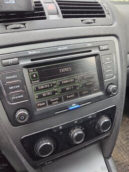 Škoda octavia 2 facelift 2012 - 4