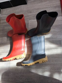 Predám detské gumáky - 4