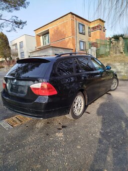 BMW 318d kombi E91, panoramatická strecha. - 4