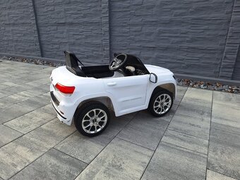 Detské elektricke autíčko - 4