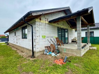 Na predaj 3 izbový rodinný dom, novostavba bungalovu v obci - 4