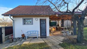 REZERVOVANÉ: Komfortná záhradná chatka v Skalici - 4