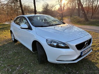 Volvo V40 D2 2.0L 120k Momentum 2017 - 4