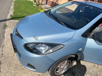 Mazda 2, 1.3l (2008) hatchback - 140000km - 4