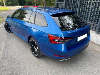 ŠKODA SUPERB iV COMBI TSI SPORTLINE - 4