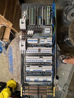 Elektroinštalačné práce - 4