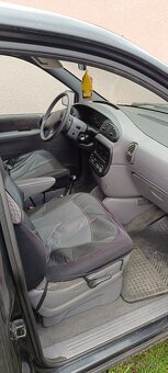 Chrysler Voyager 2.5 - 4