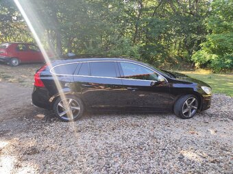 Volvo V60 r design - 4