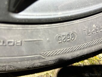 Predám 185/60R15 - 4