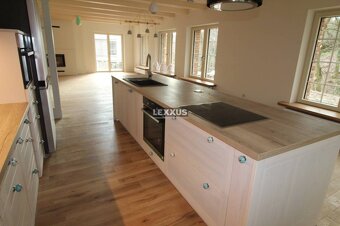 | NOVOSTAVBA 6 izb. rodinný dom KOLIBA - Vtáčie údolie - 4
