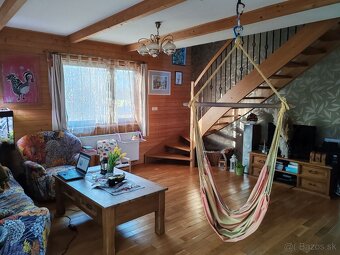 Rodinný dom s extra samostatným apartmánom v Mlynici - 4