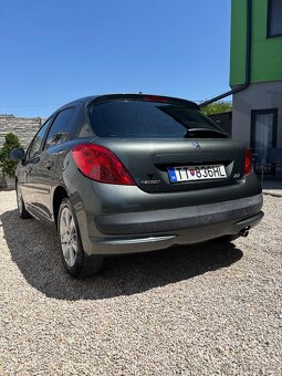 Peugeot 207 1.6VTI 16v - 4