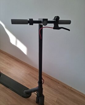Elektrická kolobežka - Xiaomi Mi Electric Scooter 4 Pro - 4