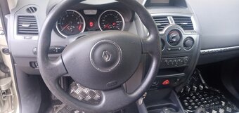 Renault Megane II - 4