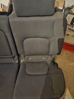 Sedadla Nissan Navara - 4